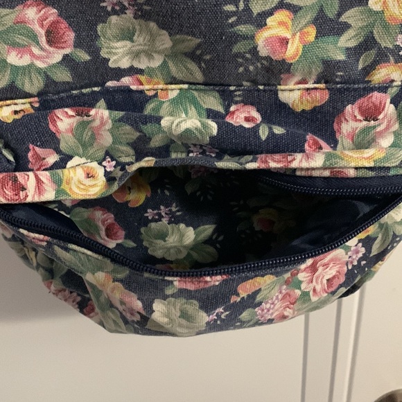 Floral Backpack - Picture 2 of 4